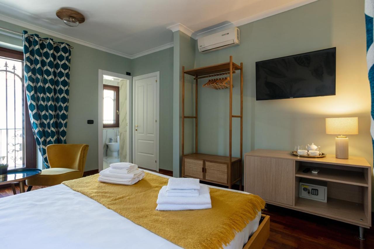 Pavean Suites Frattaminore Exterior foto