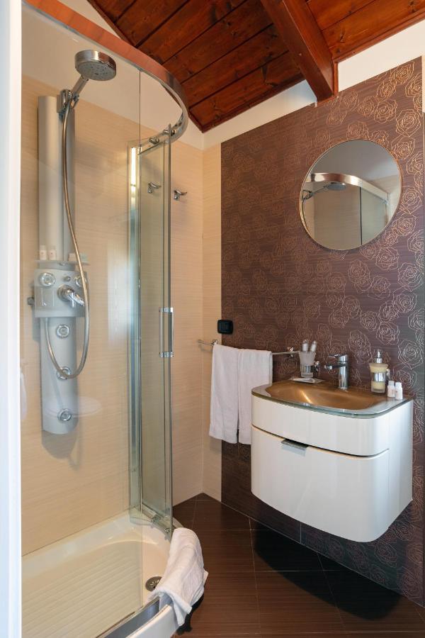 Pavean Suites Frattaminore Exterior foto